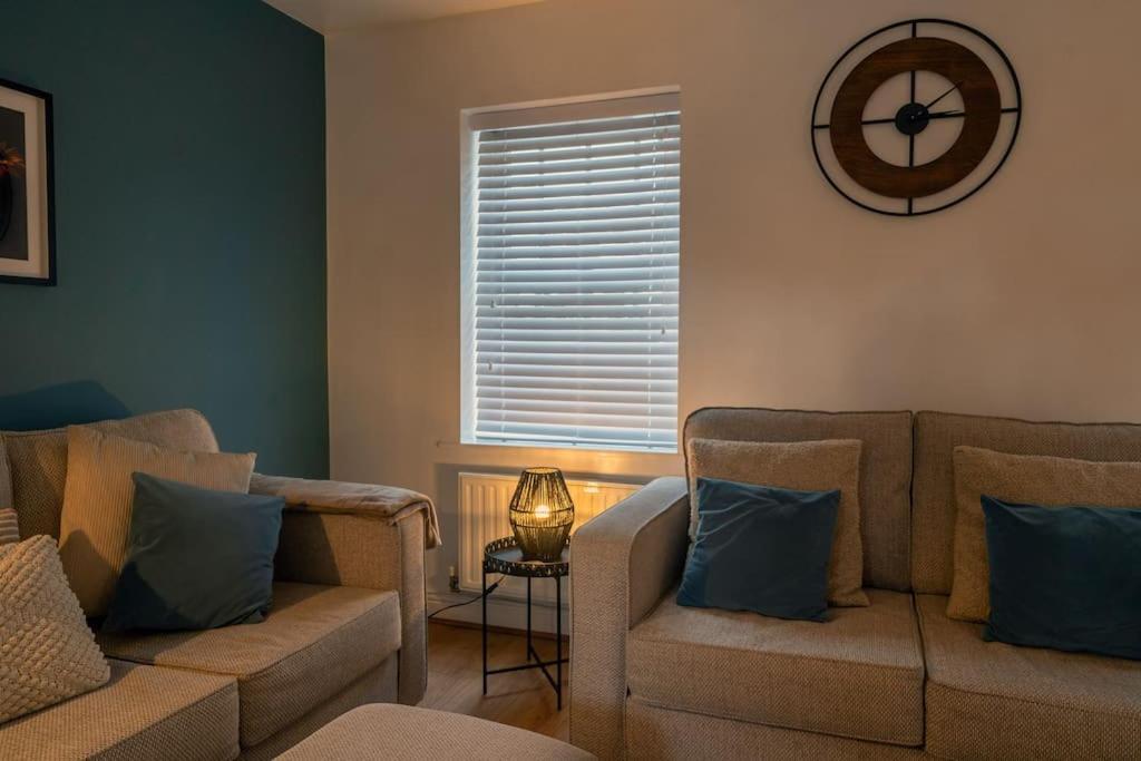 Ground Floor Full Apartment, Beverley, Beverley