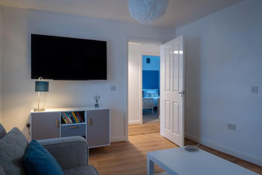 Ground Floor Full Apartment, Beverley, Apartment Beverley