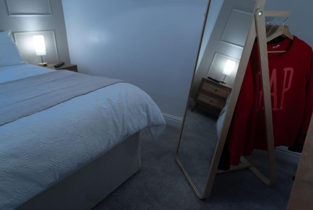 Ground Floor Full Apartment, Beverley, Apartment *