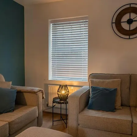 Ground Floor Full Apartment, Central Beverley, Exterior photo