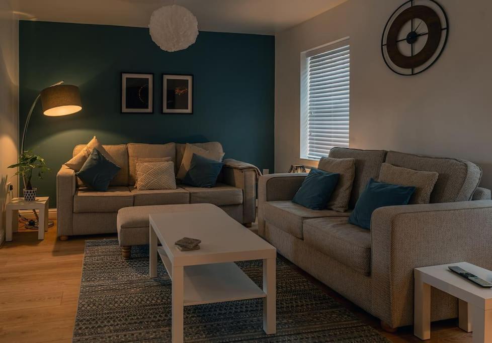 Апартаменты Ground Floor Full Apartment, Beverley,